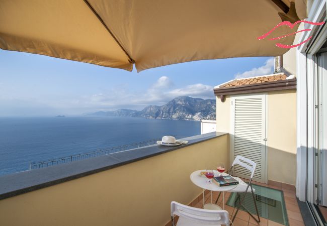 Villa à Praiano - Villa Cimino - Villa centrale avec vue imprenable sur la mer Villa à Praiano - Villa Cimino - Villa centrale avec vue imprenable sur la mer