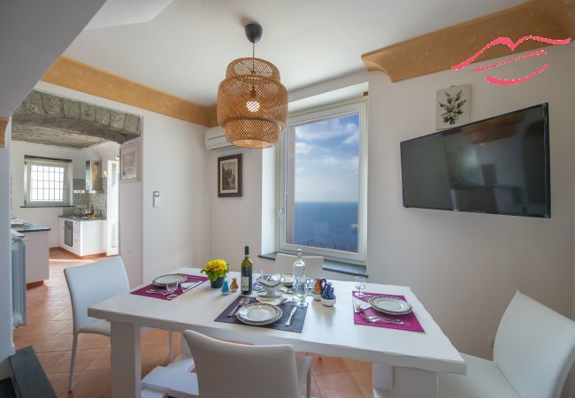 Villa à Praiano - Villa Cimino - Villa centrale avec vue imprenable sur la mer Villa à Praiano - Villa Cimino - Villa centrale avec vue imprenable sur la mer