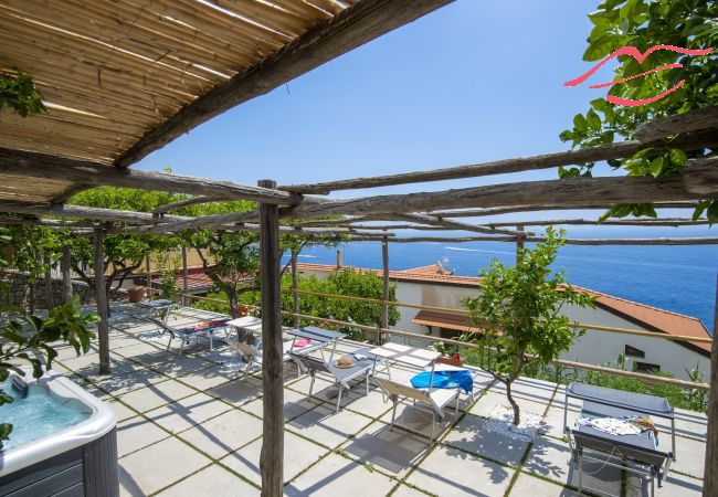 Maison à Praiano - Casa Il Riccio - Maison avec jardin et vue imprenable