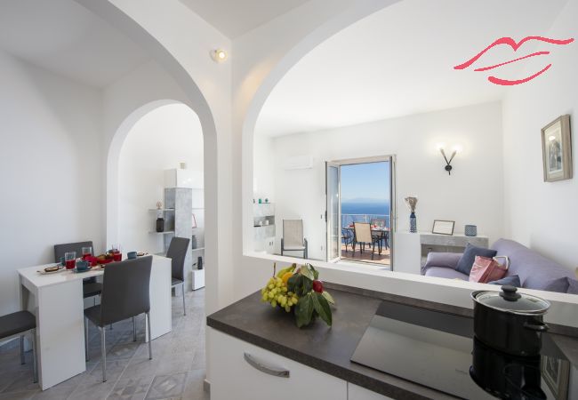 Villa à Praiano - Villa Ecuba - Villa pour groupes dans une position stratégique Villa à Praiano - Villa Ecuba - Villa pour groupes dans une position stratégique