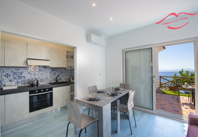 Villa à Praiano - Villa Ecuba - Villa pour groupes dans une position stratégique Villa à Praiano - Villa Ecuba - Villa pour groupes dans une position stratégique