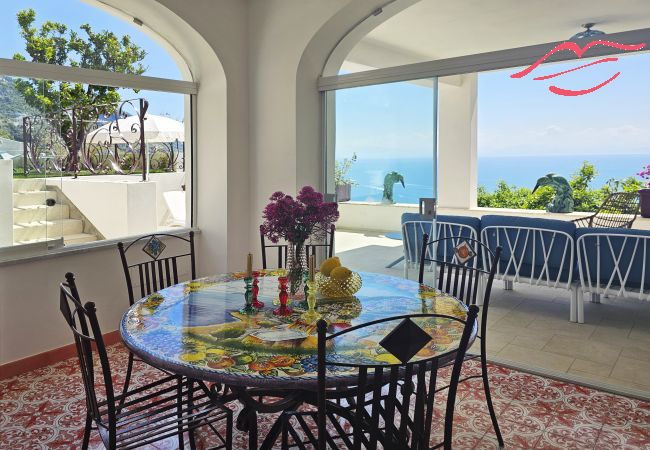 Maison à Praiano - Villa Grà - Charmante Villa avec vue sur la Mer Maison à Praiano - Villa Grà - Charmante Villa avec vue sur la Mer
