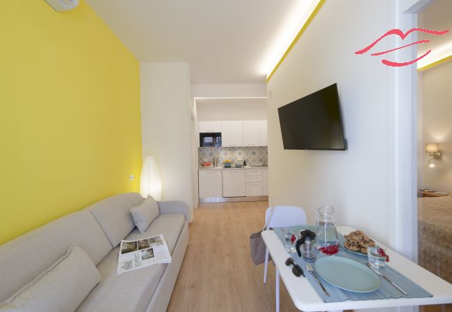 Appartement à Maiori - Suite Nerano - Au centre de Maiori à quelques pas de la mer Appartement à Maiori - Suite Nerano - Au centre de Maiori à quelques pas de la mer