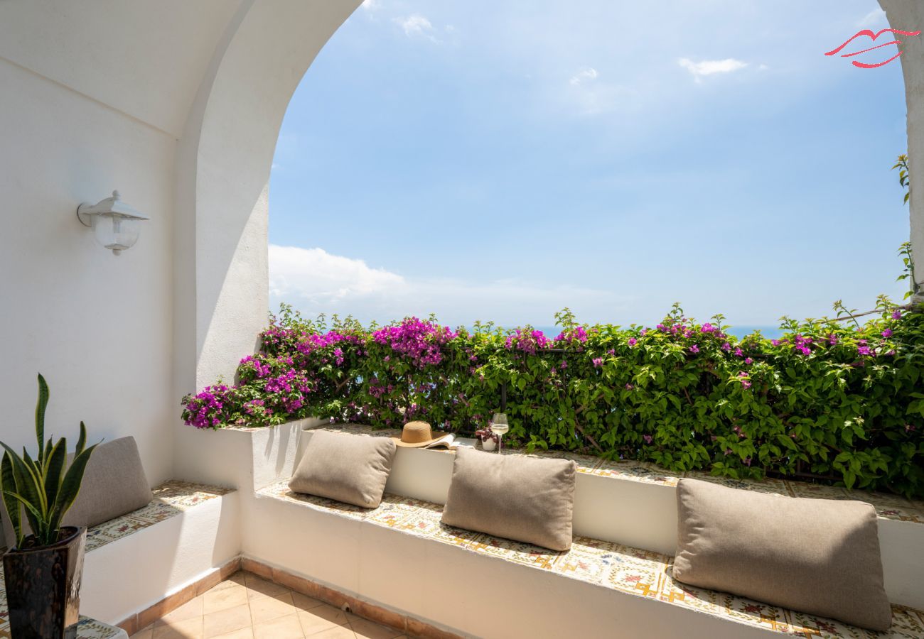 Villa à Praiano - Villa Panorama - Piscine avec vue sur la mer et le sauna