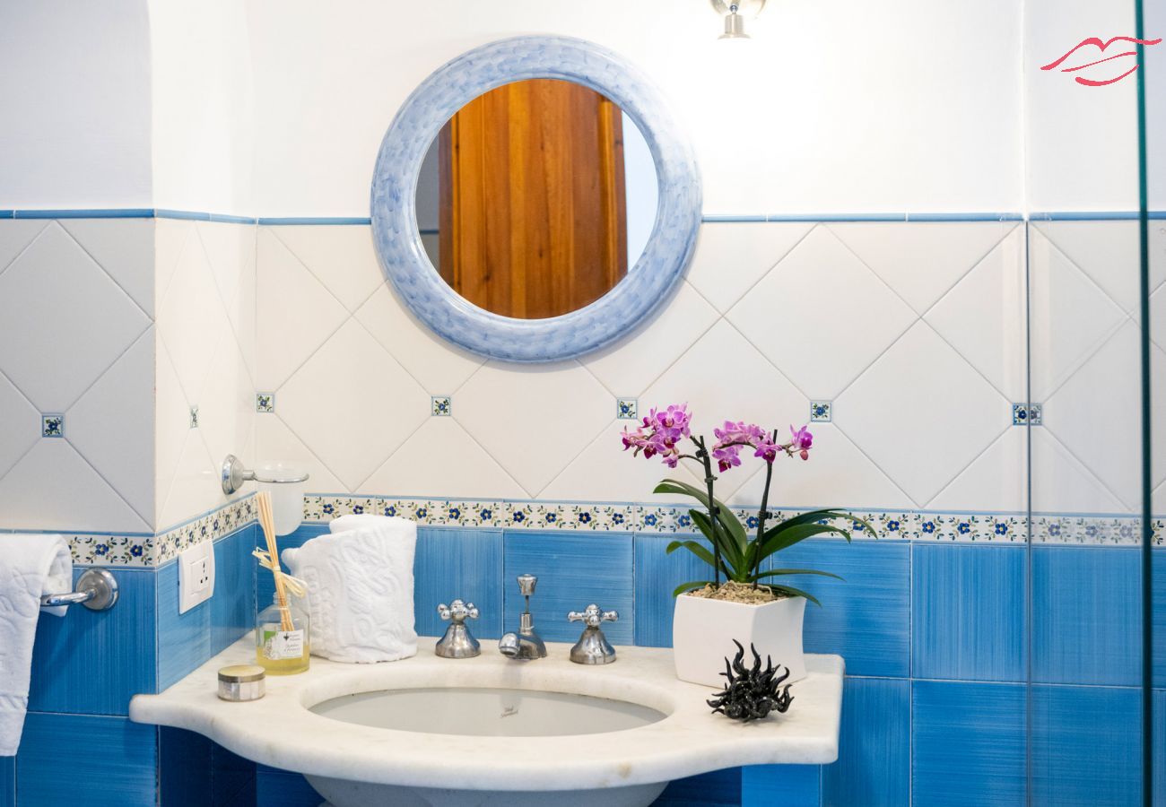 Maison à Positano - Estate4home- Emeri Positano Maison à Positano - Estate4home- Emeri Positano