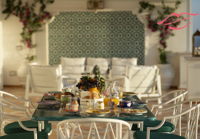 Villa a Praiano - Luxury Villa Malika - Vista Mozzafiato su Capri e Positano Villa a Praiano - Luxury Villa Malika - Vista Mozzafiato su Capri e Positano