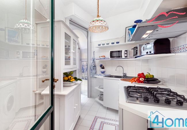 Appartamento a Positano - Estate4home - Relaxing Apartament Appartamento a Positano - Estate4home - Relaxing Apartament