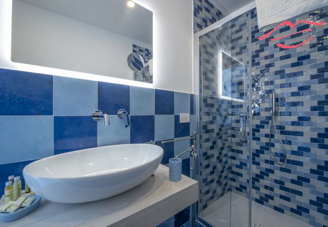 Casa a Praiano - Villa Euriclea - L'eleganza mediterranea nel cuore di Praiano Casa a Praiano - Villa Euriclea - L'eleganza mediterranea nel cuore di Praiano