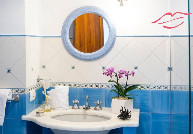 Casa a Positano - Estate4home- Emeri Positano Casa a Positano - Estate4home- Emeri Positano