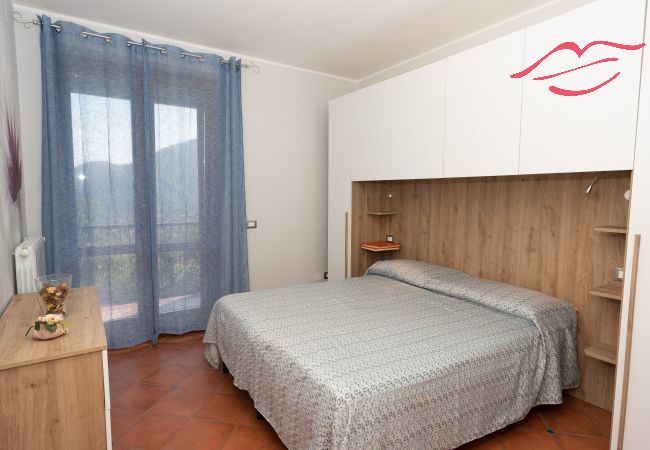 Casa a Tramonti - Casa Francese Relax - Un'oasi di benessere non distante dal mare Casa a Tramonti - Casa Francese Relax - Un'oasi di benessere non distante dal mare