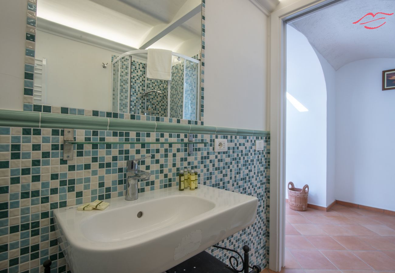 Villa a Praiano - Villa Cimino - Villa con Vista mozzafiato sul Mare Villa a Praiano - Villa Cimino - Villa con Vista mozzafiato sul Mare