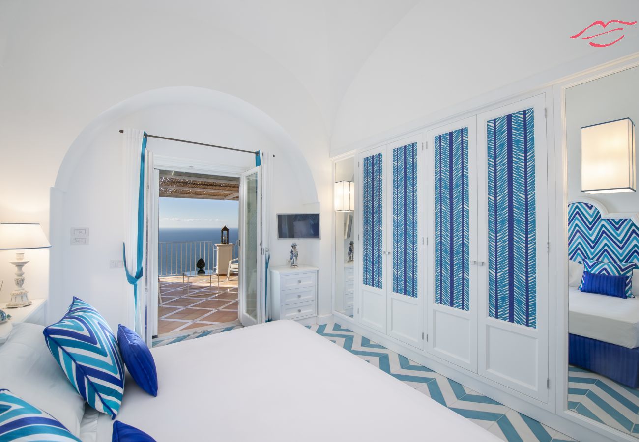Villa a Praiano - Luxury Villa Malika - Vista Mozzafiato su Capri e Positano