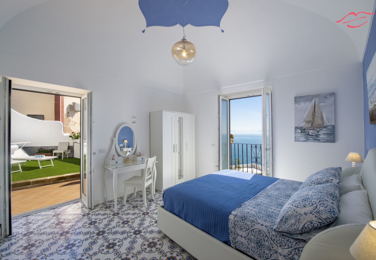 Casa a Praiano - Casa Terry - Grazioso appartamento con vista mare 