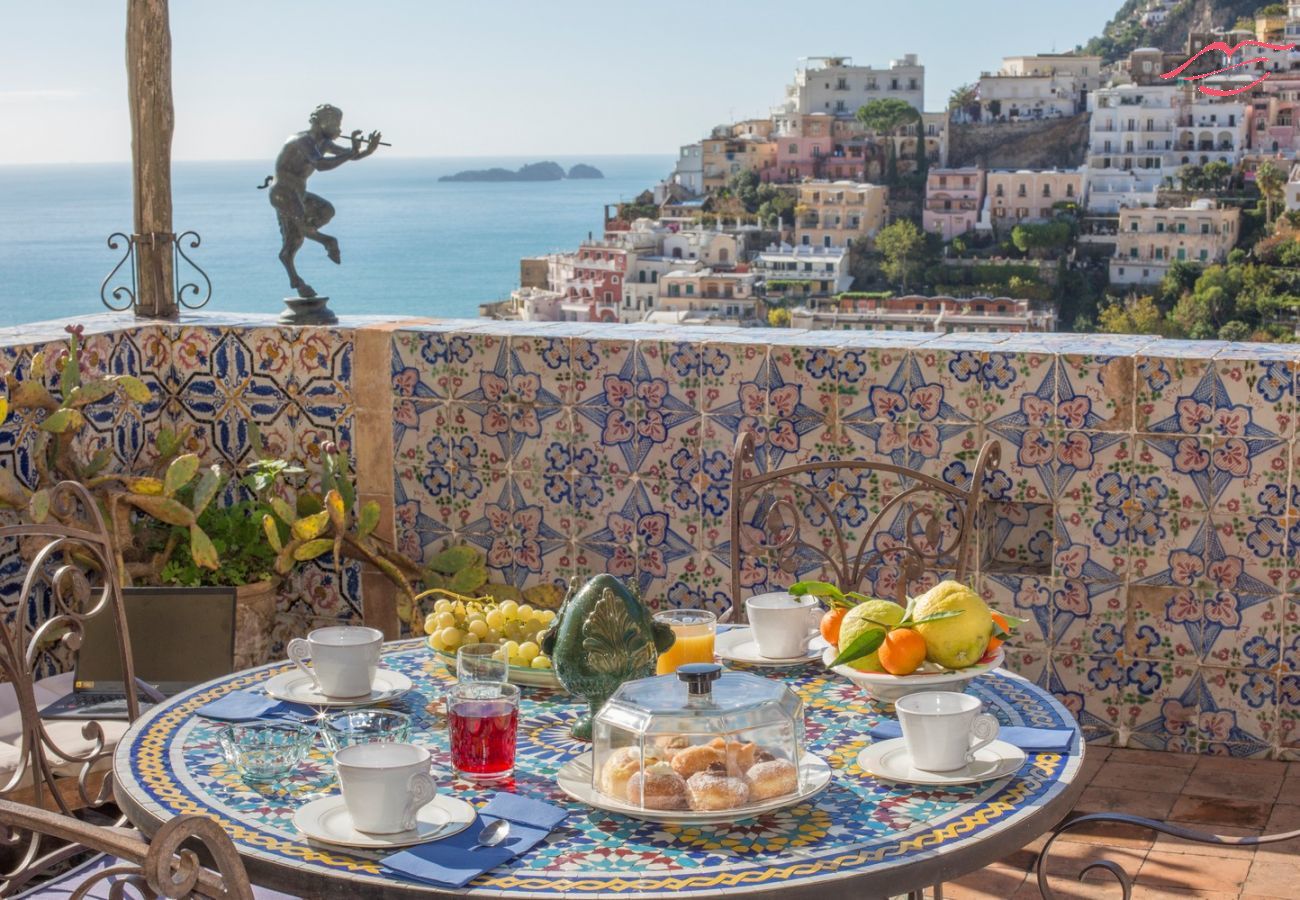 Casa a Positano - Estate4home - Palazzo Crocione  Casa a Positano - Estate4home - Palazzo Crocione