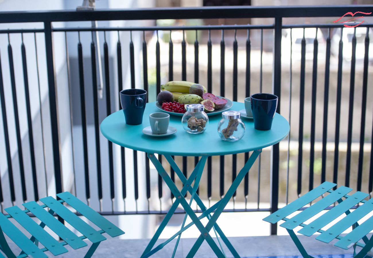 Appartamento a Maiori - Suite Nerano - Nel centro di Maiori, a due passi dal mare Appartamento a Maiori - Suite Nerano - Nel centro di Maiori, a due passi dal mare