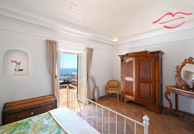 House in Praiano - Casale Fralisa - Marvelous terrace and hot tub with sea view House in Praiano - Casale Fralisa - Marvelous terrace and hot tub with sea view