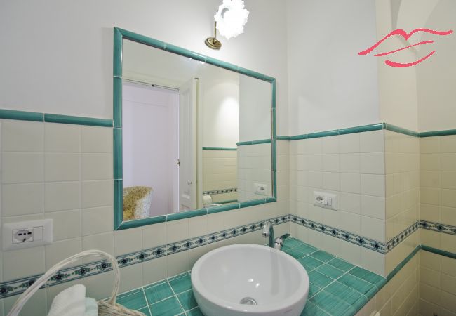 Villa in Praiano - Casa Alessia - Big terrace on the sea, ideal for large families Villa in Praiano - Casa Alessia - Big terrace on the sea, ideal for large families