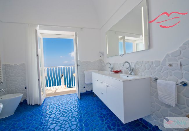 Villa in Praiano - Villa Imperati - Splendid villa with private pool overlooking the sea Villa in Praiano - Villa Imperati - Splendid villa with private pool overlooking the sea