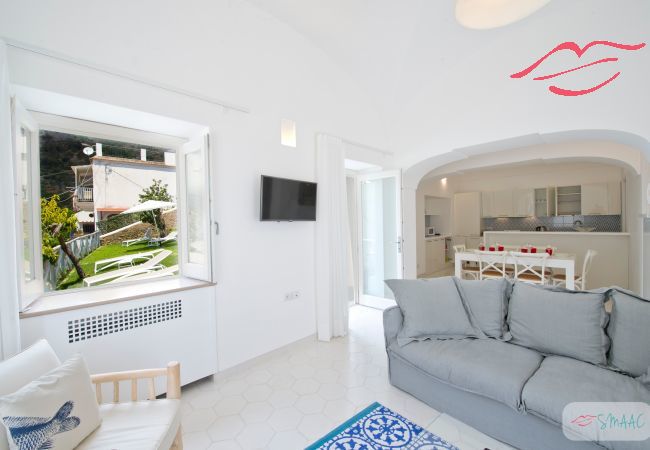 Villa in Praiano - Villa Imperati - Splendid villa with private pool overlooking the sea Villa in Praiano - Villa Imperati - Splendid villa with private pool overlooking the sea
