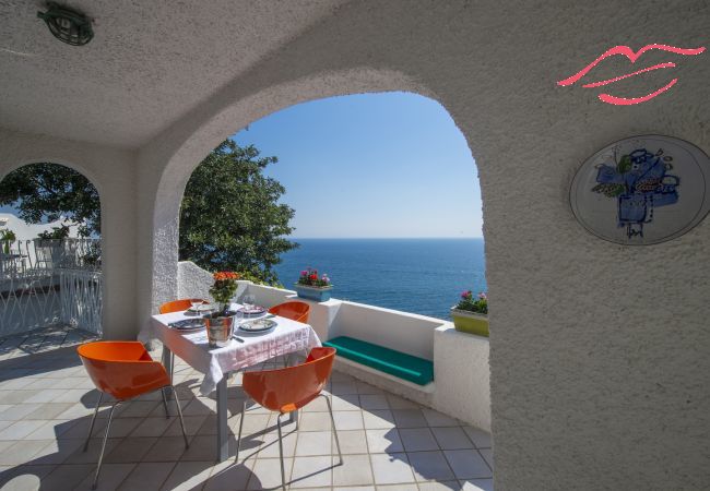 Apartment in Conca dei Marini - Casa Giovannina - charming fisherman's house with stunning views