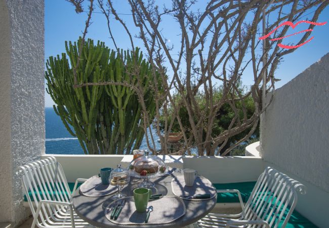 Apartment in Conca dei Marini - Casa Giovannina - charming fisherman's house with stunning views