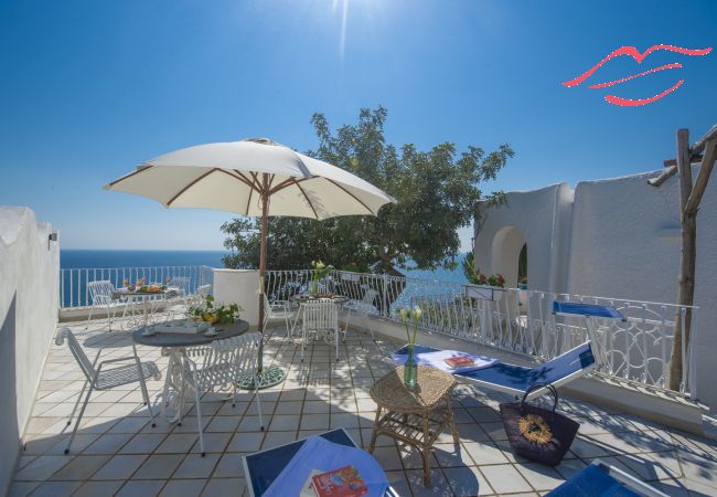 Apartment in Conca dei Marini - Casa Giovannina - charming fisherman's house with stunning views Apartment in Conca dei Marini - Casa Giovannina - charming fisherman's house with stunning views