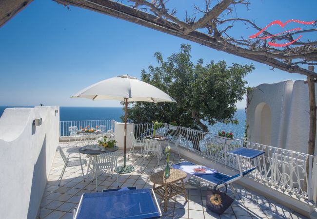 Apartment in Conca dei Marini - Casa Giovannina - charming fisherman's house with stunning views Apartment in Conca dei Marini - Casa Giovannina - charming fisherman's house with stunning views