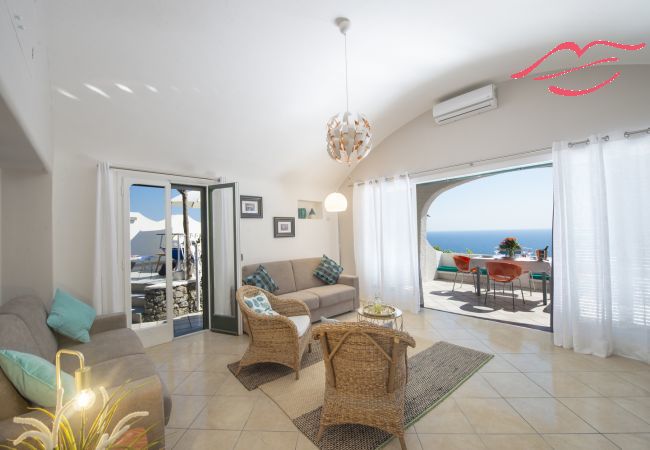 Apartment in Conca dei Marini - Casa Giovannina - charming fisherman's house with stunning views Apartment in Conca dei Marini - Casa Giovannina - charming fisherman's house with stunning views