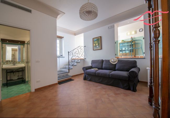 Apartment in Praiano - Casa Cimino A - Lovely apartment and amazing view on Capri and Positano Apartment in Praiano - Casa Cimino A - Lovely apartment and amazing view on Capri and Positano