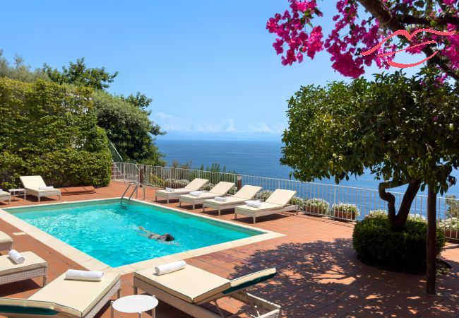 Villa in Amalfi - Villa Bijoux - Luxury Villa Sea View  Villa in Amalfi - Villa Bijoux - Luxury Villa Sea View