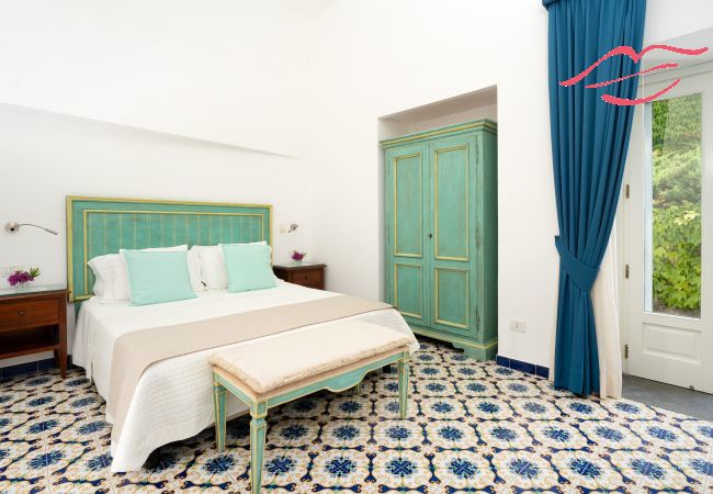 Villa in Amalfi - Villa Bijoux - Luxury Villa Sea View  Villa in Amalfi - Villa Bijoux - Luxury Villa Sea View