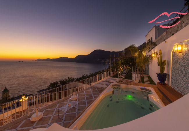 Villa in Praiano - Luxury Villa Malika - Breathtaking view of Capri and Positano