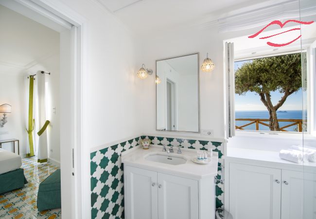 Villa in Praiano - Luxury Villa Malika - Breathtaking view of Capri and Positano Villa in Praiano - Luxury Villa Malika - Breathtaking view of Capri and Positano