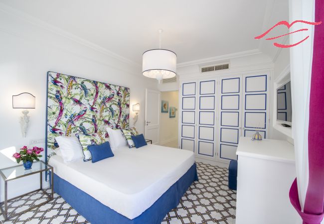 Villa in Praiano - Luxury Villa Malika - Breathtaking view of Capri and Positano Villa in Praiano - Luxury Villa Malika - Breathtaking view of Capri and Positano