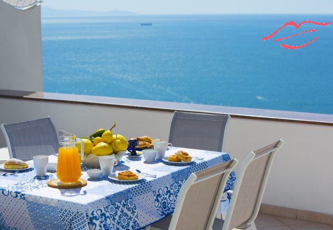 House in Positano - Estate4home - Casa Darly  House in Positano - Estate4home - Casa Darly