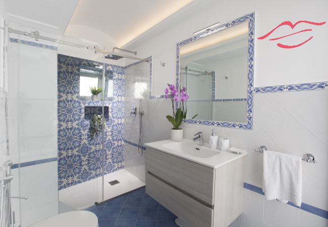 House in Positano - Estate4home - Casa Darly  House in Positano - Estate4home - Casa Darly