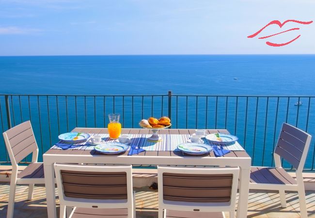 House in Positano - Estate4home - Maison Jenny  House in Positano - Estate4home - Maison Jenny