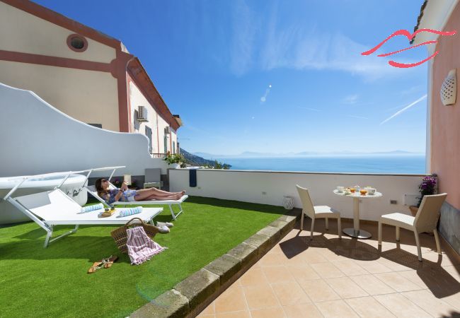 House in Praiano - Casa Terry - Lovely apartment with sea view House in Praiano - Casa Terry - Lovely apartment with sea view