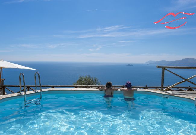Villa in Praiano - Punta di Diamante - 200 Steps to Heaven Villa in Praiano - Punta di Diamante - 200 Steps to Heaven
