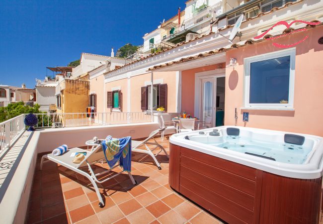 Apartment in Positano - Medusa suite with jacuzzi Apartment in Positano - Medusa suite with jacuzzi