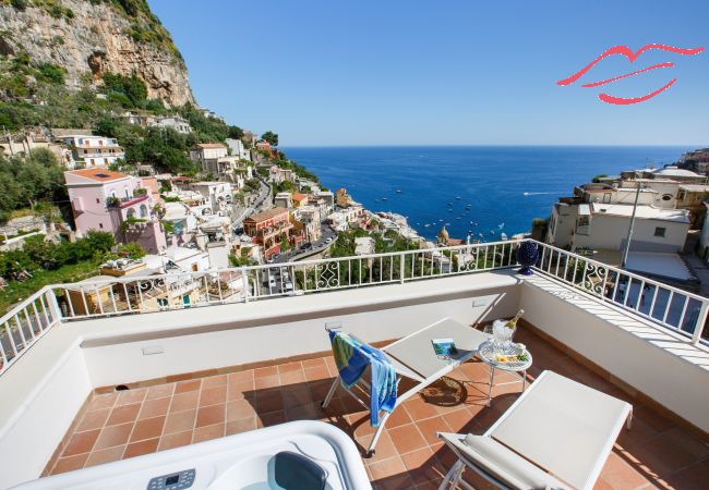 Apartment in Positano - Medusa suite with jacuzzi