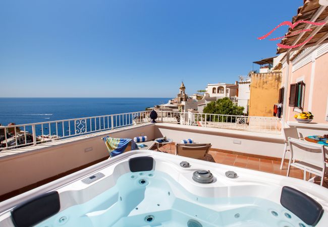 Apartment in Positano - Medusa suite with jacuzzi