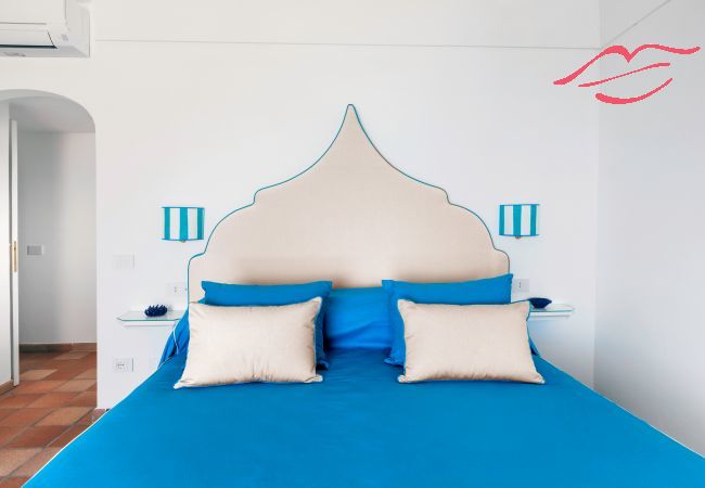 Apartment in Positano - Medusa suite with jacuzzi