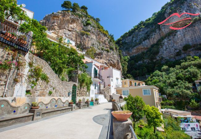 Apartment in Positano - Medusa suite with jacuzzi