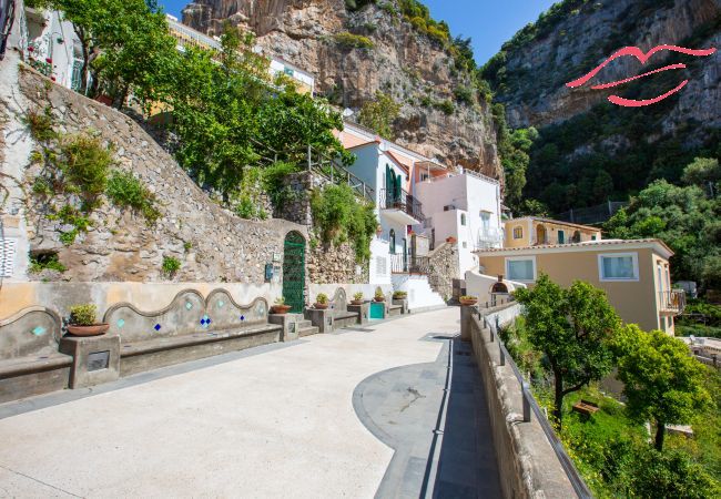 Apartment in Positano - Medusa suite with jacuzzi