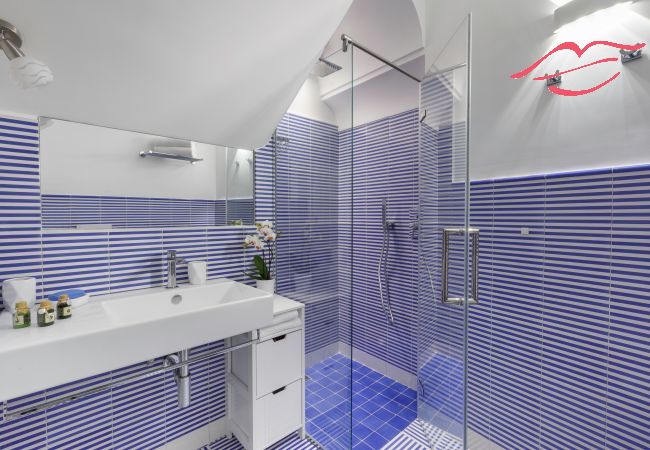 Apartment in Positano - Medusa suite with balcony Apartment in Positano - Medusa suite with balcony