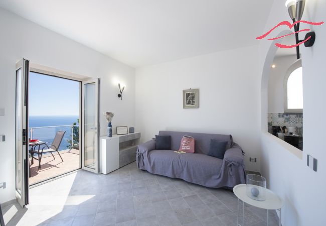 House in Praiano - La Dimora di Euribia - Suspended between sky and sea House in Praiano - La Dimora di Euribia - Suspended between sky and sea