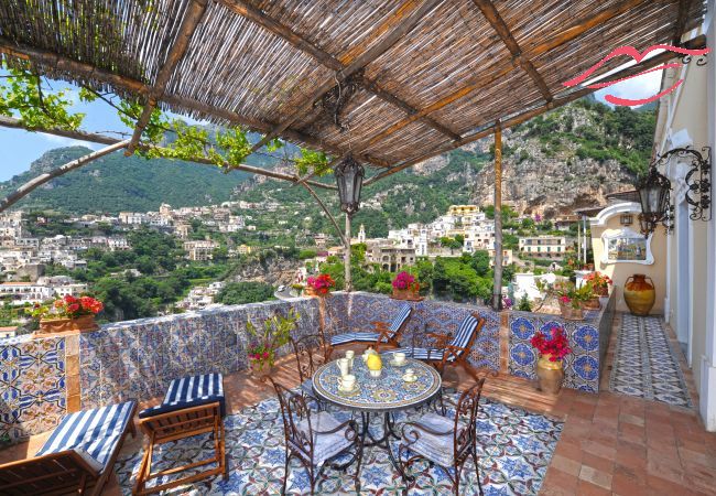 House in Positano - Estate4home - Palazzo Crocione  House in Positano - Estate4home - Palazzo Crocione