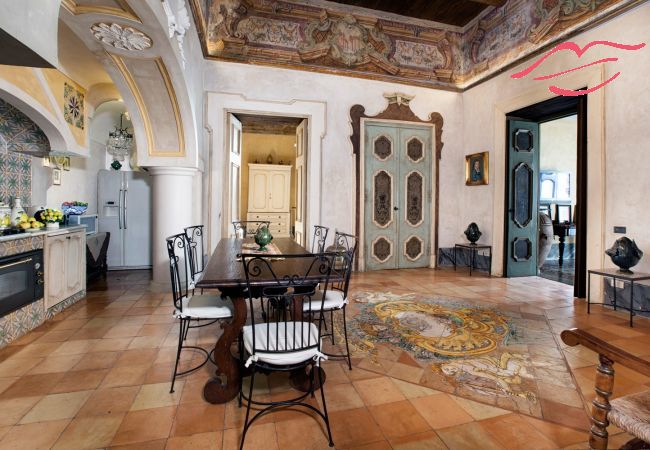 House in Positano - Estate4home - Palazzo Crocione  House in Positano - Estate4home - Palazzo Crocione
