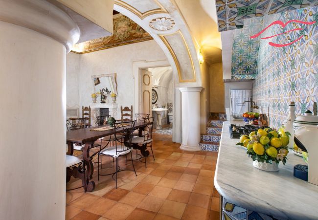 House in Positano - Estate4home - Palazzo Crocione  House in Positano - Estate4home - Palazzo Crocione